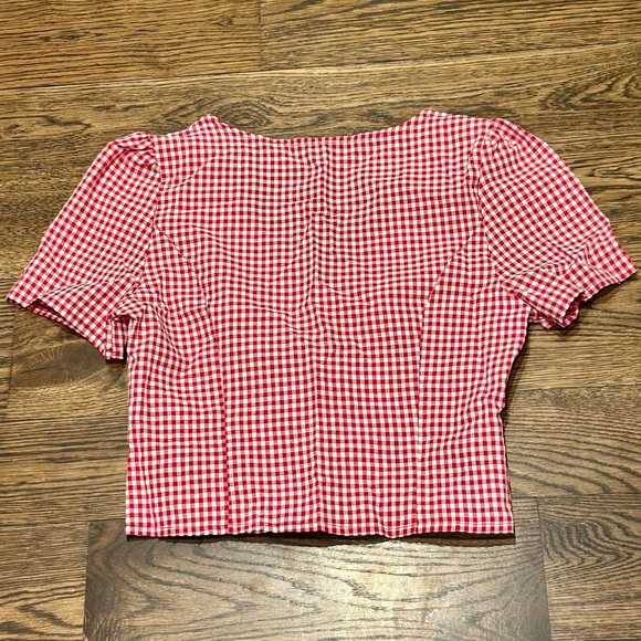 Red Gingham V-Neck Button-Up Top - Picture 8 of 10